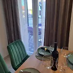 Iko Apartment *