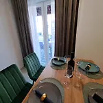 Iko Apartment Cista Provo