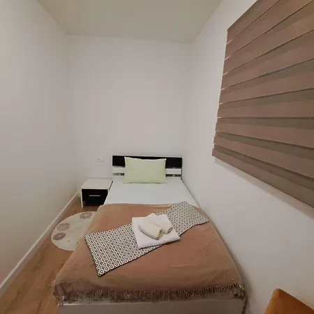Iko Apartman *