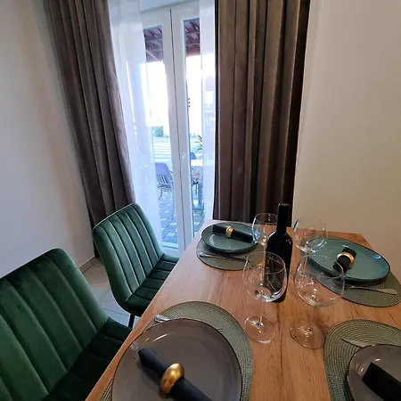 Iko Apartamento Cista Provo